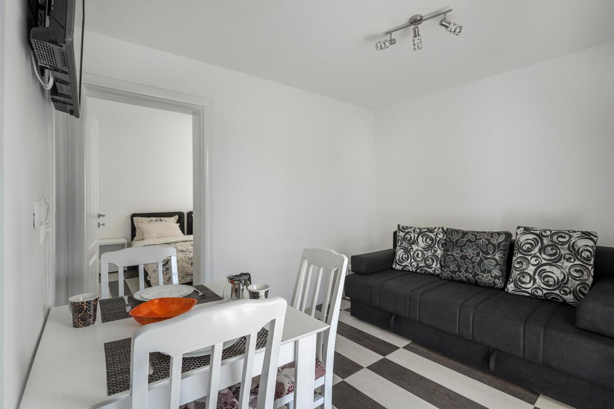 Apartments Natali Бар Экстерьер фото