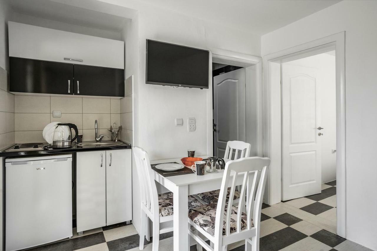 Apartments Natali Бар Экстерьер фото