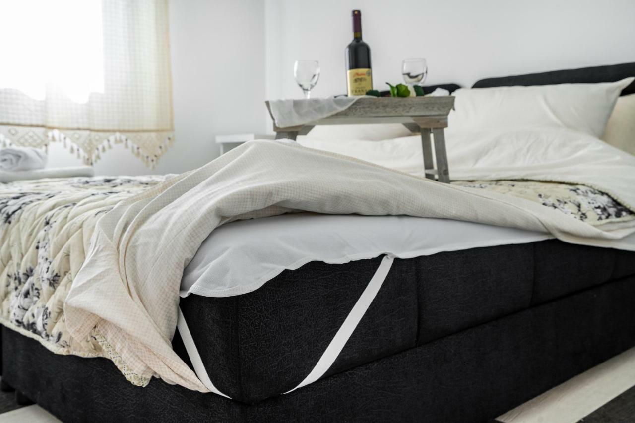 Apartments Natali Бар Экстерьер фото