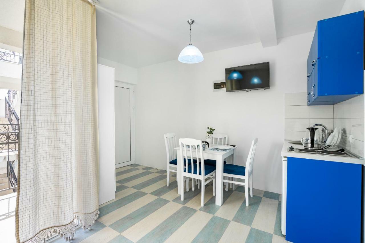 Apartments Natali Бар Экстерьер фото