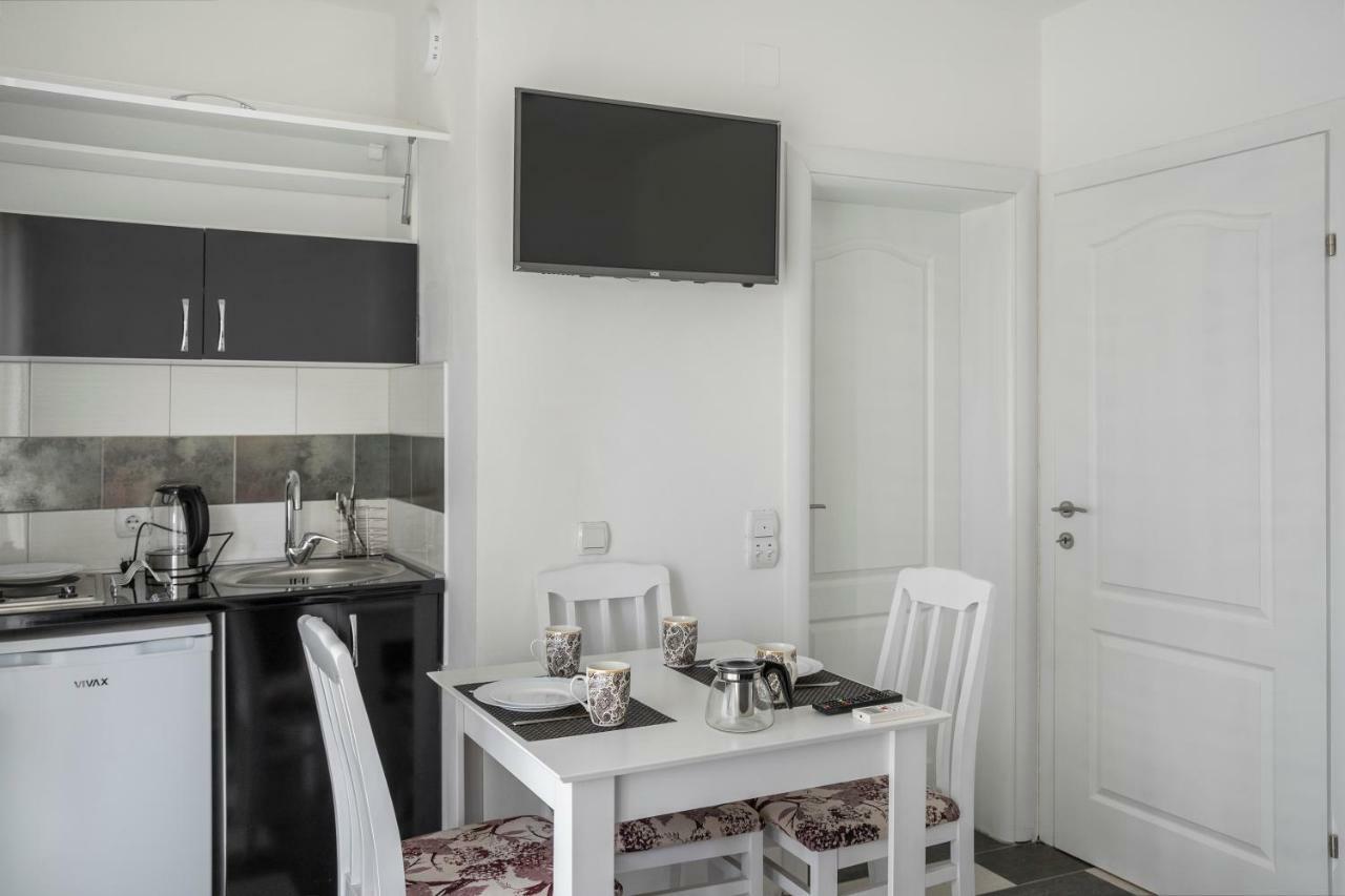 Apartments Natali Бар Экстерьер фото